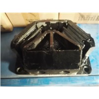 Rear mount cushion assembly of engine