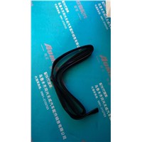 Right door glass seal assembly