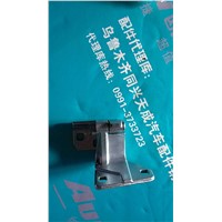 Right door lower hinge assembly