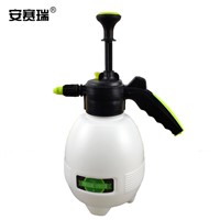 SAFEWARE, Pneumatic Spray Paint Bottle - Material: Plastic, Capacity: 2L, Weight: 400g, Color: White, Size: 32*12cm, 530005