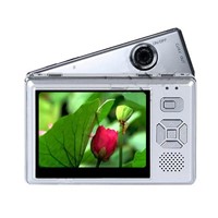 2.5' MP4 player with 1.3 M Digital Camera