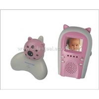 Wireless baby monitor with sound trigger alarm