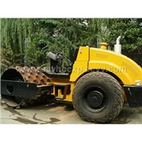 vibratory road roller