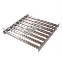 Magnetic grates