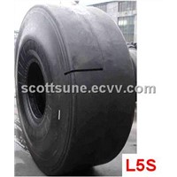 Sand-Smooth OTR tyre