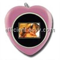 1.1 inch Heart-Shaped Mini Digital Photo Frame