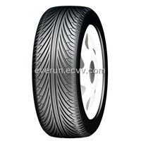 UHP TYRE 235/35ZR19
