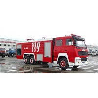 HOWO Heavy Truck Dual Rear Axle Foam Fire Engine