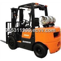 Gasoline Powered Forklift (CPQD35F)