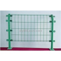 bilateral wire fence