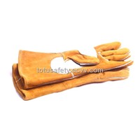 Golden patched palm welding gloves