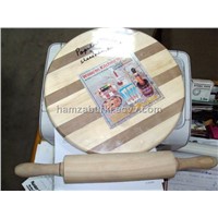 WOODE ROLLING PIN AND BOARD