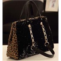 Korean Version of the New Influx of Sequins Beads Black Shoulder Handbag Handbags