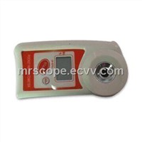 Mini Digital Refractometer with 0.10% Accuracy, Available in Red and White
