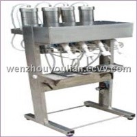 YT Vacuum Liquid Filling Machine