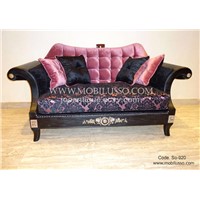 Fantastic Sofa Set with great fininshings, silver carved