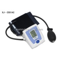 Arm type digital blood pressure monitor
