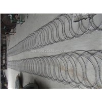 Flat razor wire fence