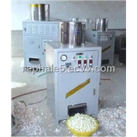 Garlic peeling machine (dry way, use wind)