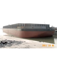 Non-propelled deck barge