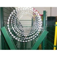 Razor Wire 24 Inches Diameter(8kg Packing)