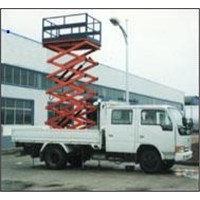 Car-carrying scissor lift