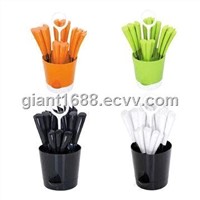 New Design Plastic Handle Cutlery Set with Plate Basket