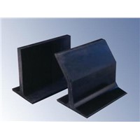 rubber cleats used on the corrugated sidewall conveyor belt
