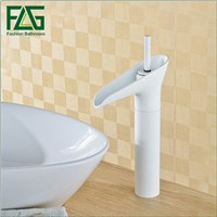 High quality fashion design bathroom countertop basin mixer faucet brass material white water tap