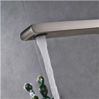 2017 Modern Design Basin Mixer Faucet Vertical Deck Mounted Bathroom Brass Chrome Hot and Cold Taps One Handle