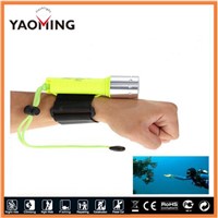 1pc CREE 2000 lumen xml T6 waterproof LED Diving flashlight submersible led light underwater 50meters hand lamp for fishing