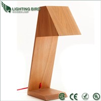 2013 Fashion modern wooden desk lamp