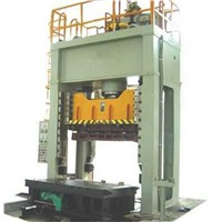 Four-column single-movement hydraulic press for sheet metal stamping