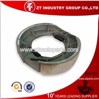 GN125 GS125 Motorcycle Brake Shoe From China