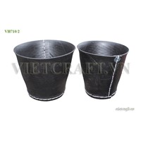 Recycled rubber pots