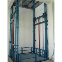 Guide rail lift car lift platform used for delivery cargo goods