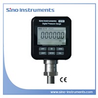 Digital pressure gauges with high accuracy