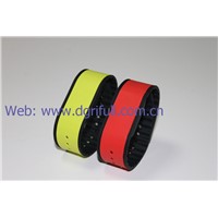 2016 hot selling silicone rfid wristbands