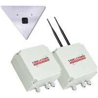 VideoComm Technologies All-Weather Video Network Bridge and Camera (2.4 GHz Frequency)