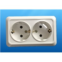 Germany standard 2 way surface mounted grouding socket (YK1812)