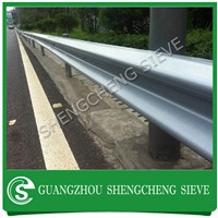 Hot dipped galvanized W-beam barrier/corrugated beam guardrail