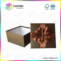 Rigid paper gift box for jewelry