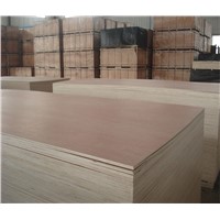 18mm BB/CC Okoume/Bintangor Commercial Plywood for Furniture