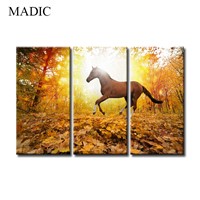 Framed Wall Art 3 Panel Canvas Prints Home Decoration Running Horse Wall Paintings In Sunshine Landscape