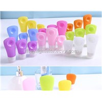 Eco-Friendly Novelty Suction Cup Sub-Bottle Outdoor Travel Silicone Bottles