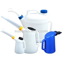 Polyethylene (HDPE) Fluid Fuel Oil Antifreeze Measuring Jug Plastic Pouring Pitcher with Cap &amp;amp; Flexi Spout