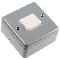 Silver 10 A Surface Mount Rocker Light Switch Aluminium 8 mm, 2 Way Screwed Semi Gloss, 2 Gang BS Standard, 250 V ac