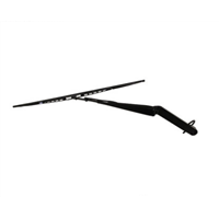 Wiper arm and blade assembly