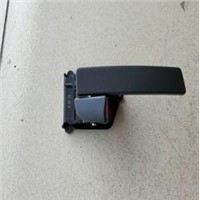 Left door handle assembly