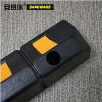SAFEWARE, Reflective Wheel Locator (2 Pieces) 601210cm Rubber Material Yellow and Black Reflective Including Installation Accessories, 14470